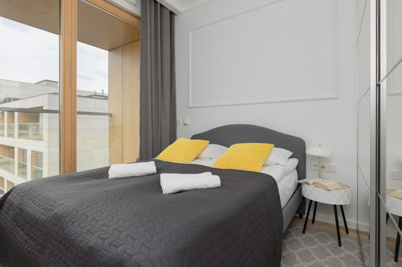 Stylish Apartment Kolejowa & Parking & Balcony By Noclegi Renters Warschau Exterior foto